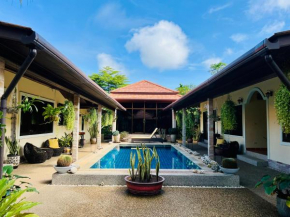 Khaolak Alisa House